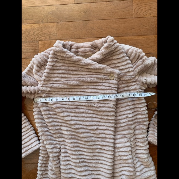 🎁BB Dakota Fab Moment Faux Fur Jacket/Coat🎁 - Picture 8 of 12